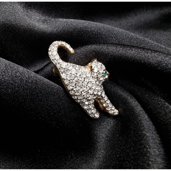 Vintage 1990s Cat Brooch With Rhinestones & Emerald Green Eyes - Picture 2 of 4